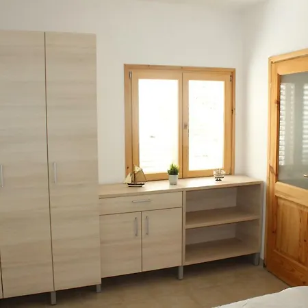 Andrea Apartman Vela Luka